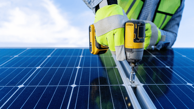 When Your Solar Panel Repair System Needs Fixing