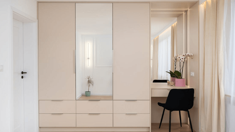 Best Materials for Custom Wardrobes: Durability and Cost Comparison