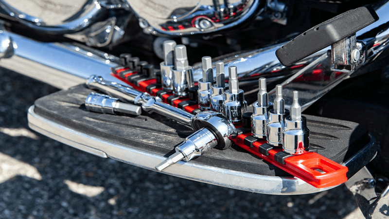 Storing and Organizing Mechanic Tools in Your Garage