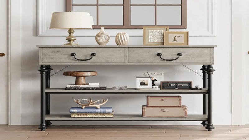 How Designers Use Console Tables to Create Balanced Entryways